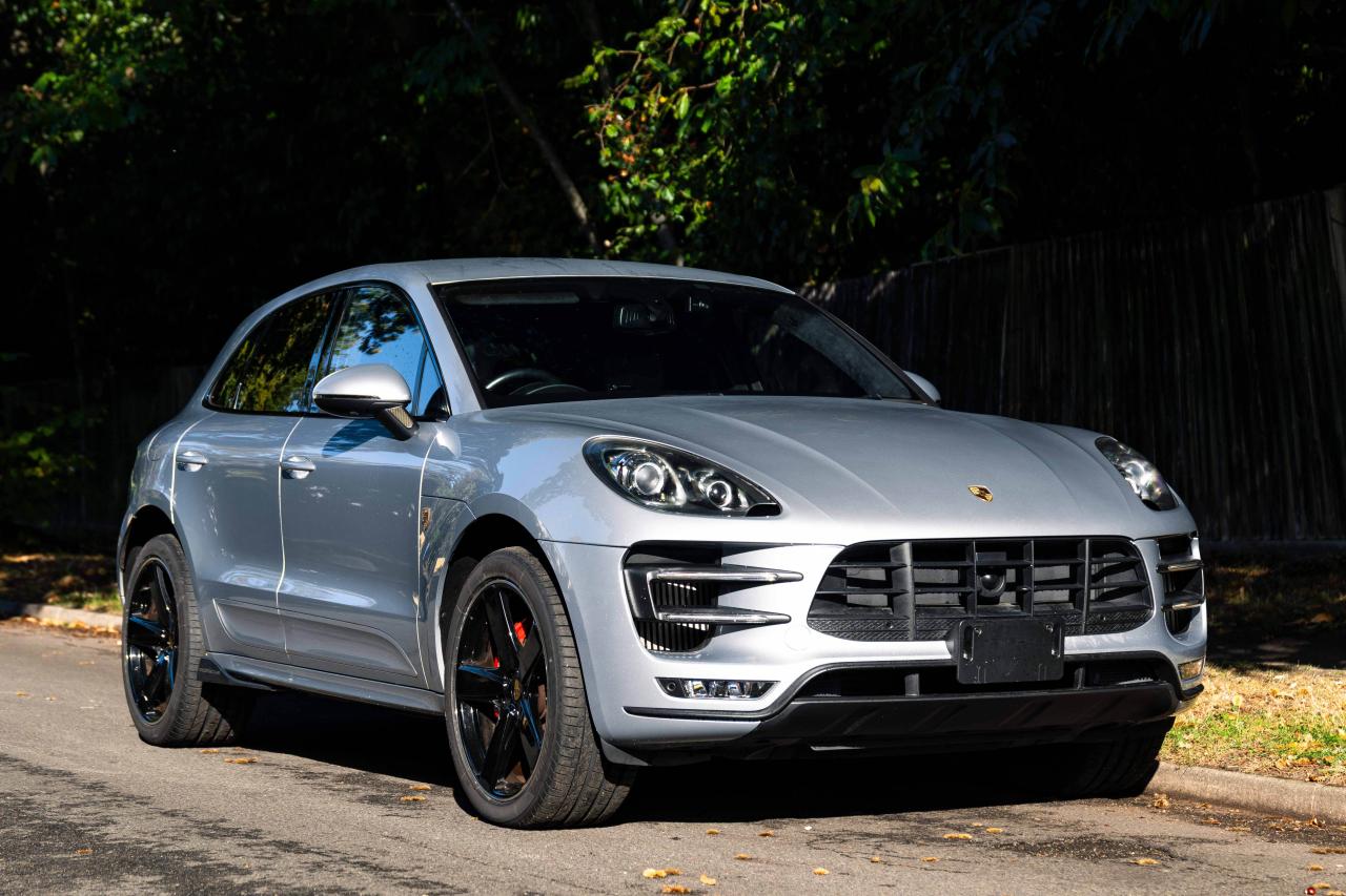 2016 Porsche Macan Turbo