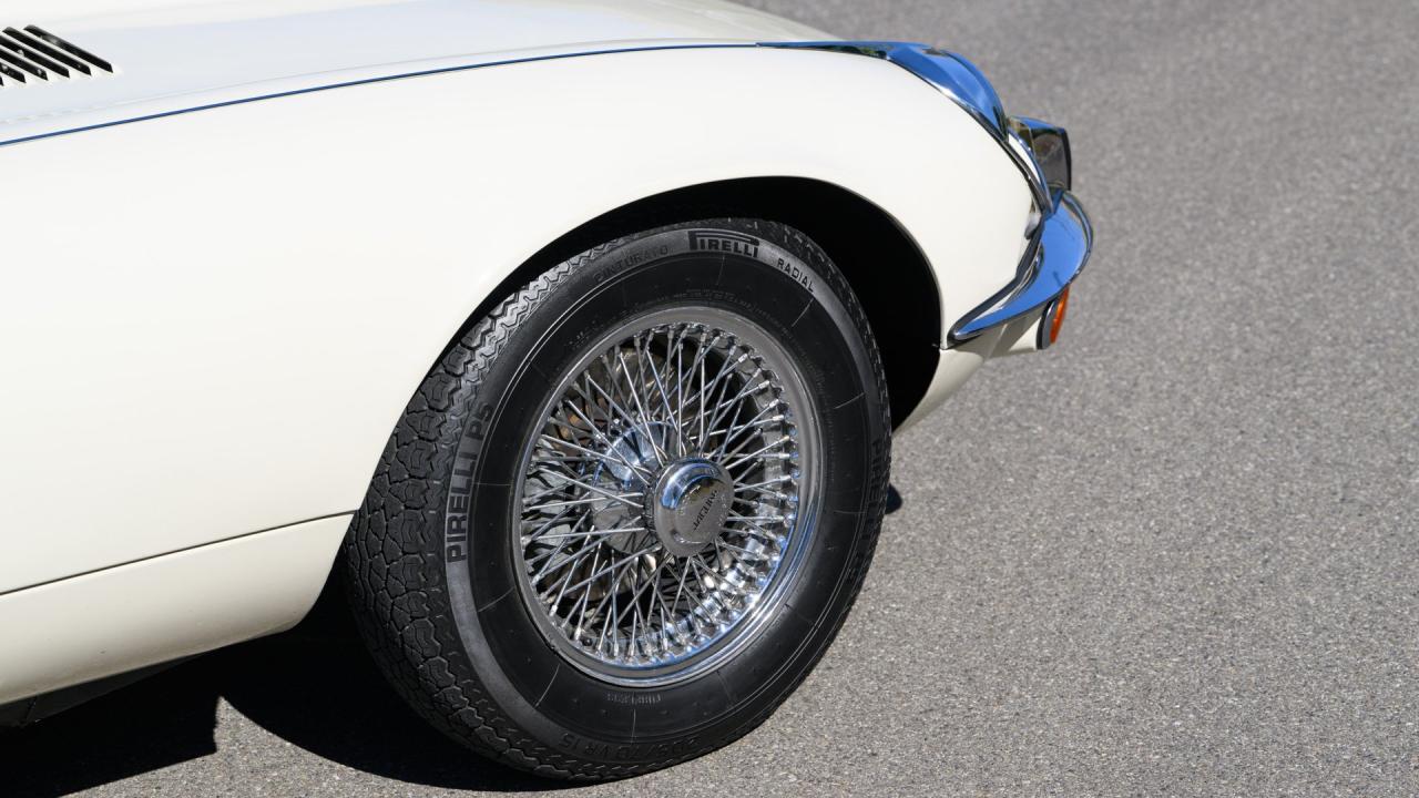 1974 Jaguar E-Type Series 3 Roadster