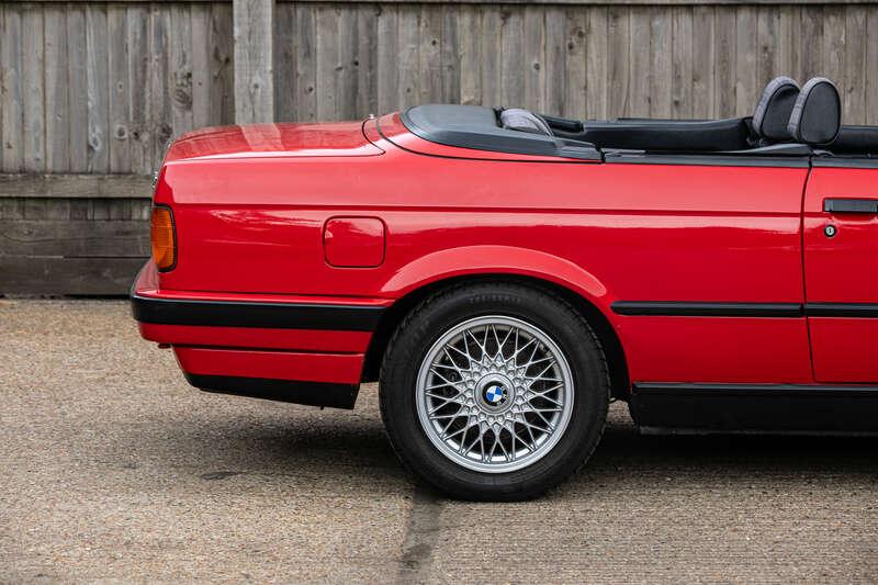 1992 BMW 325I CABRIOLET