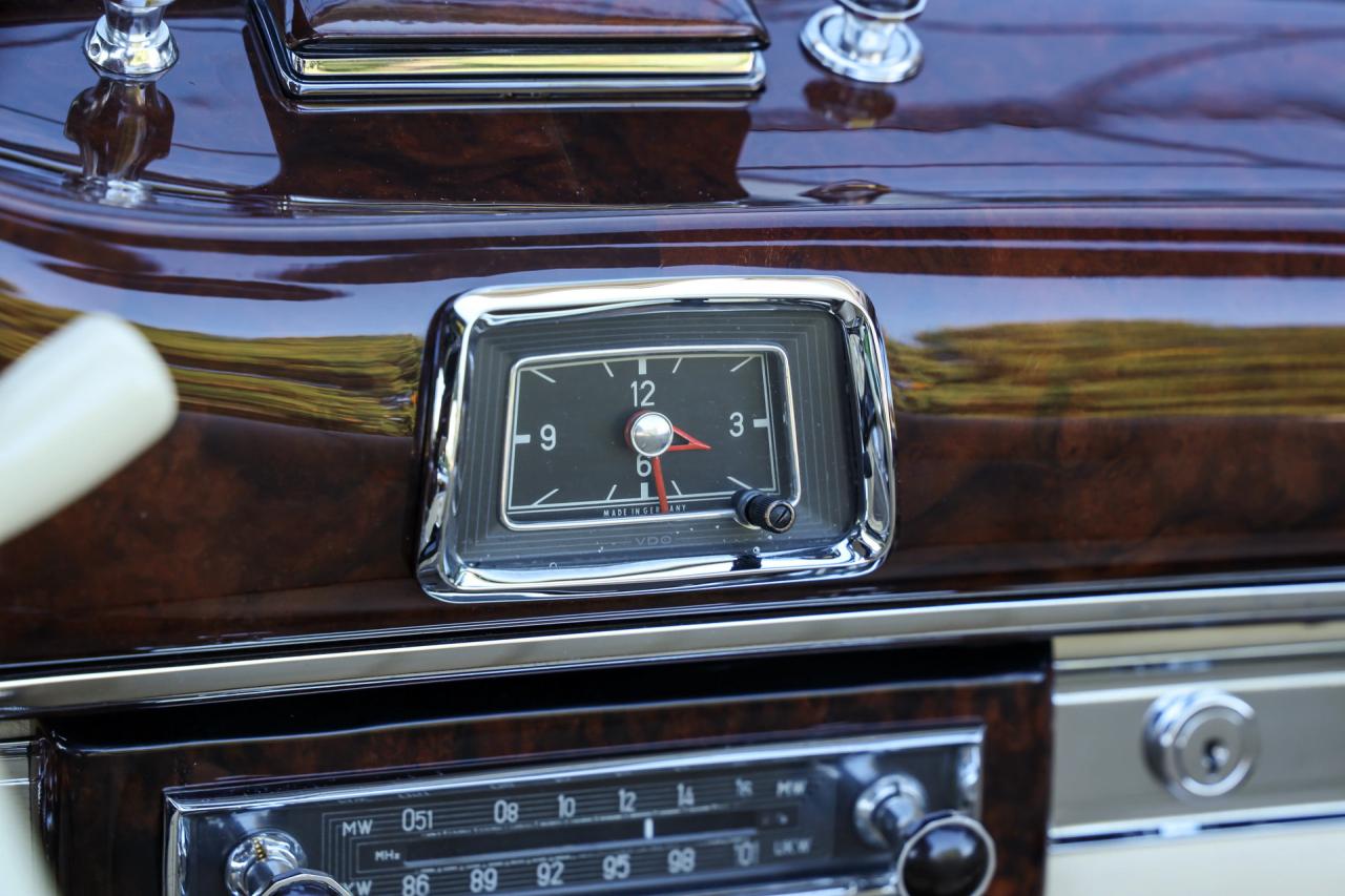 1956 Mercedes - Benz Mercedes Benz 220 S Cabriolet &ldquo;Comprehensive restoration completed in 2019&rdquo;