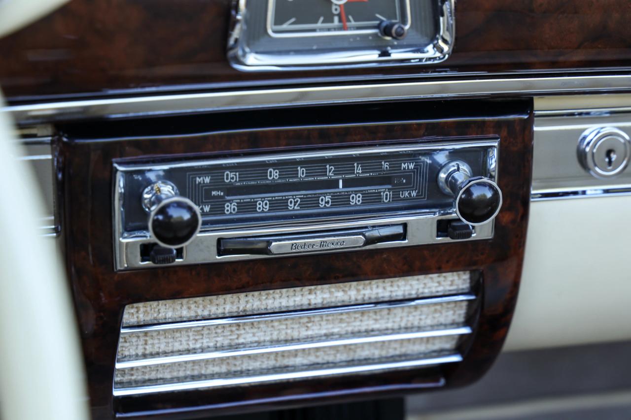 1956 Mercedes - Benz Mercedes Benz 220 S Cabriolet &ldquo;Comprehensive restoration completed in 2019&rdquo;