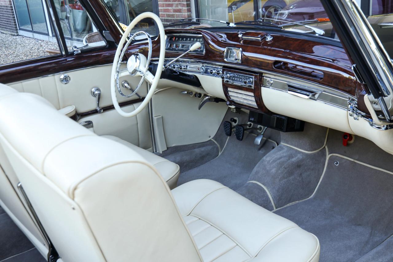 1956 Mercedes - Benz Mercedes Benz 220 S Cabriolet &ldquo;Comprehensive restoration completed in 2019&rdquo;
