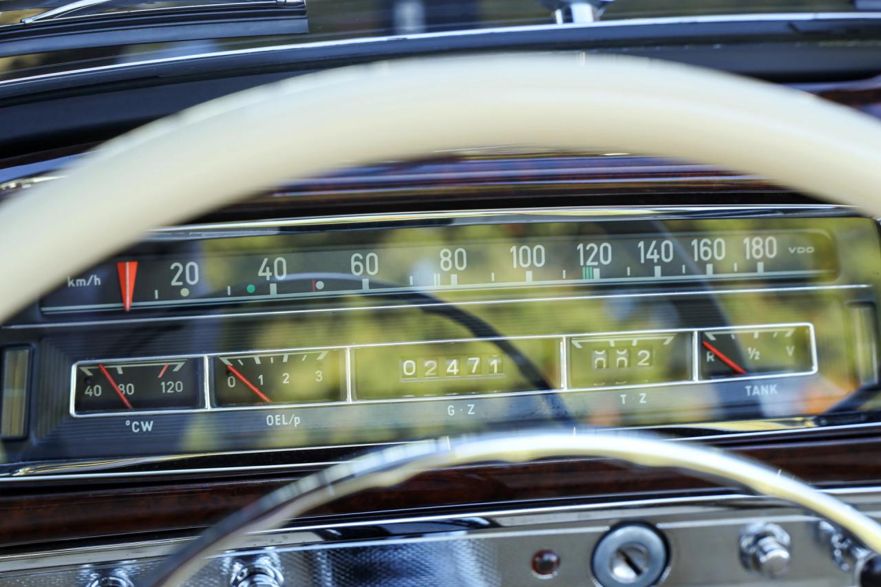 1956 Mercedes - Benz Mercedes Benz 220 S Cabriolet &ldquo;Comprehensive restoration completed in 2019&rdquo;