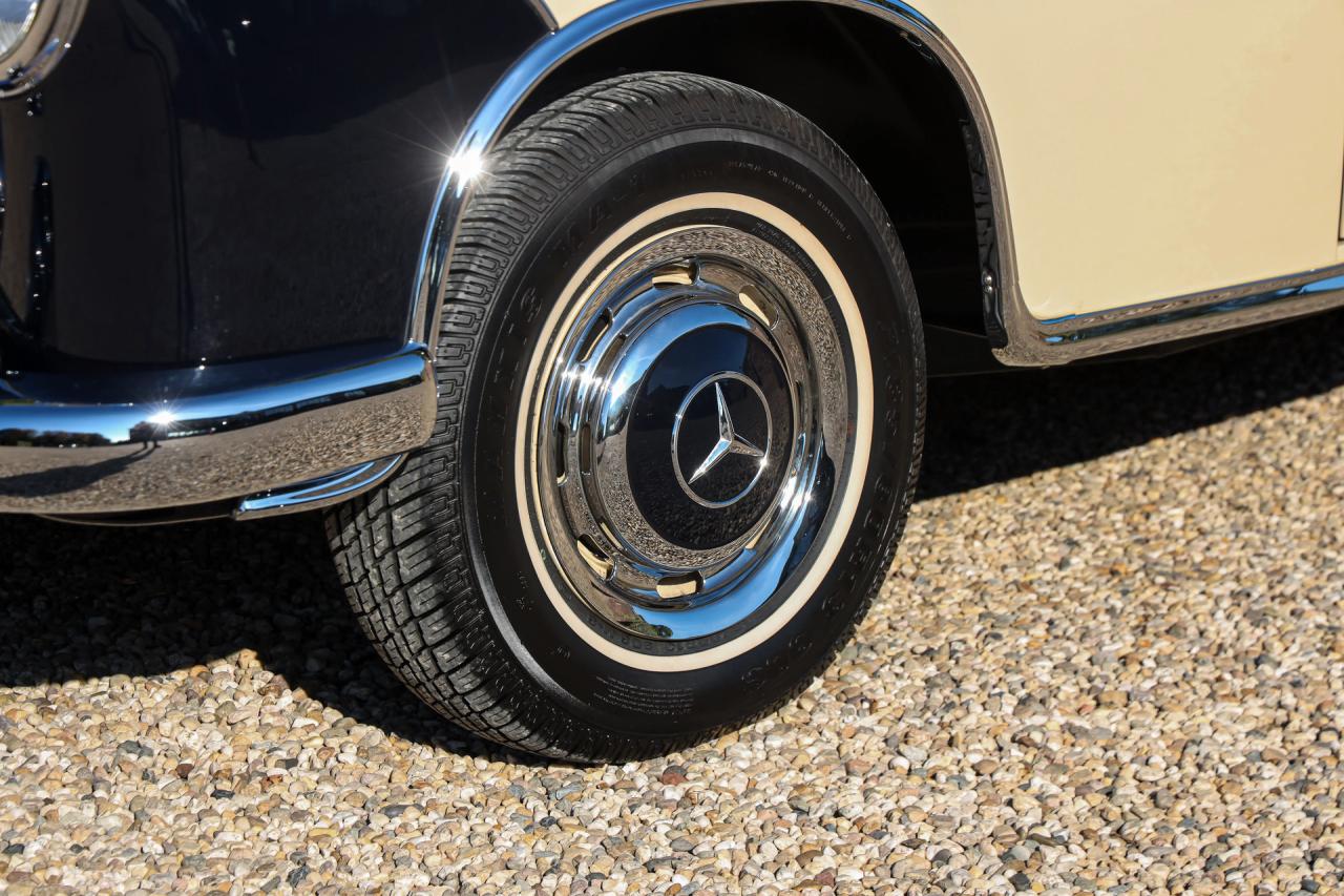1956 Mercedes - Benz Mercedes Benz 220 S Cabriolet &ldquo;Comprehensive restoration completed in 2019&rdquo;