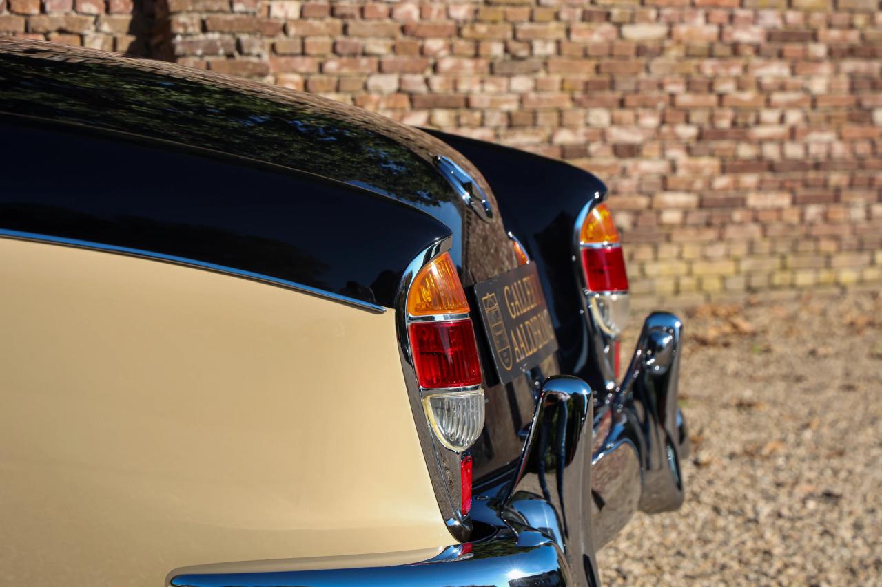 1956 Mercedes - Benz Mercedes Benz 220 S Cabriolet &ldquo;Comprehensive restoration completed in 2019&rdquo;