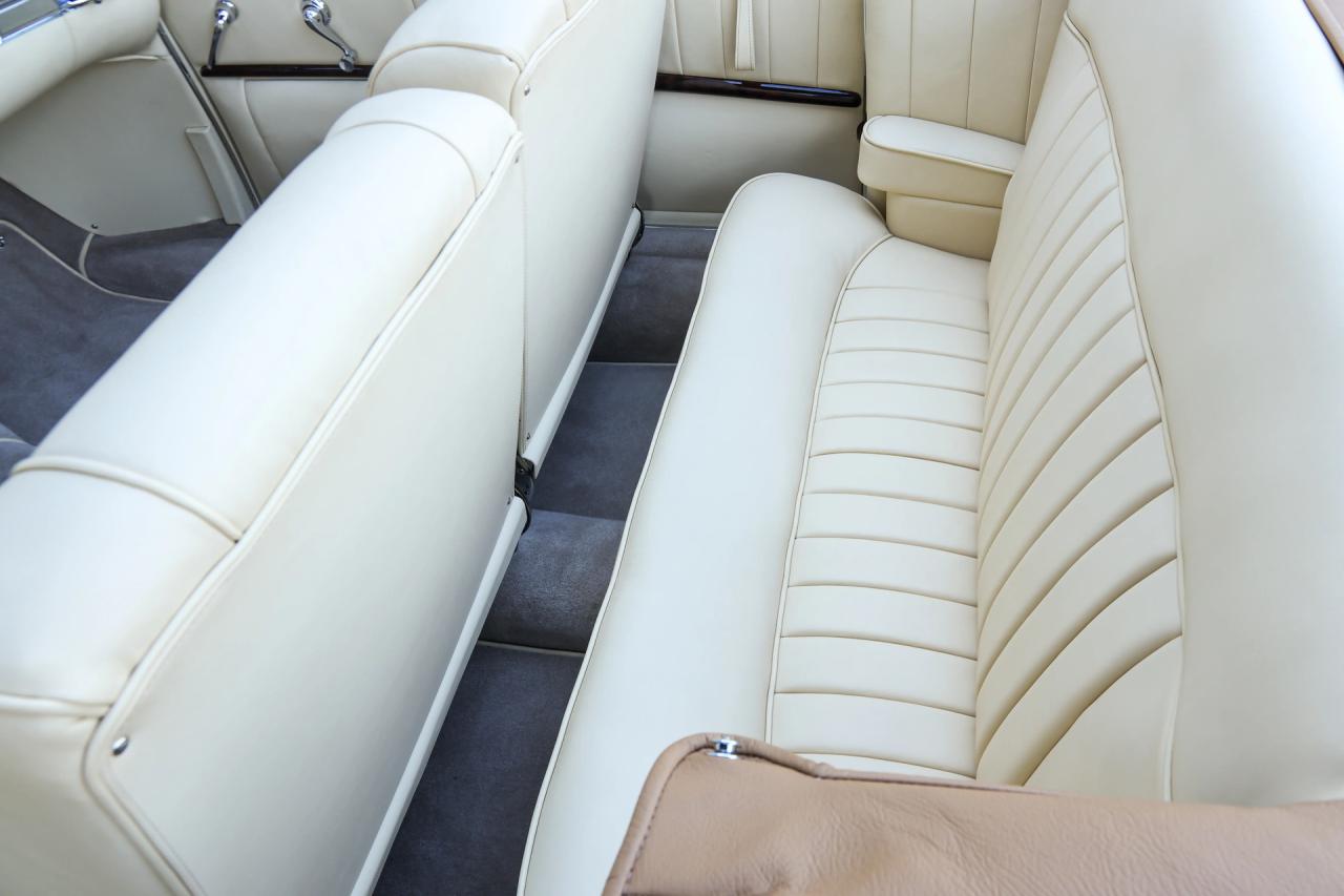 1956 Mercedes - Benz Mercedes Benz 220 S Cabriolet &ldquo;Comprehensive restoration completed in 2019&rdquo;