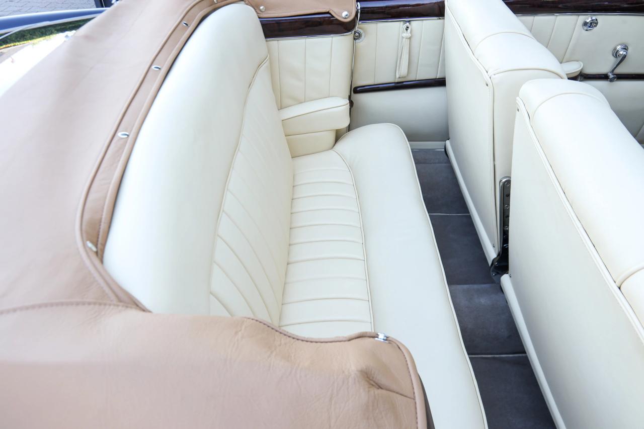 1956 Mercedes - Benz Mercedes Benz 220 S Cabriolet &ldquo;Comprehensive restoration completed in 2019&rdquo;