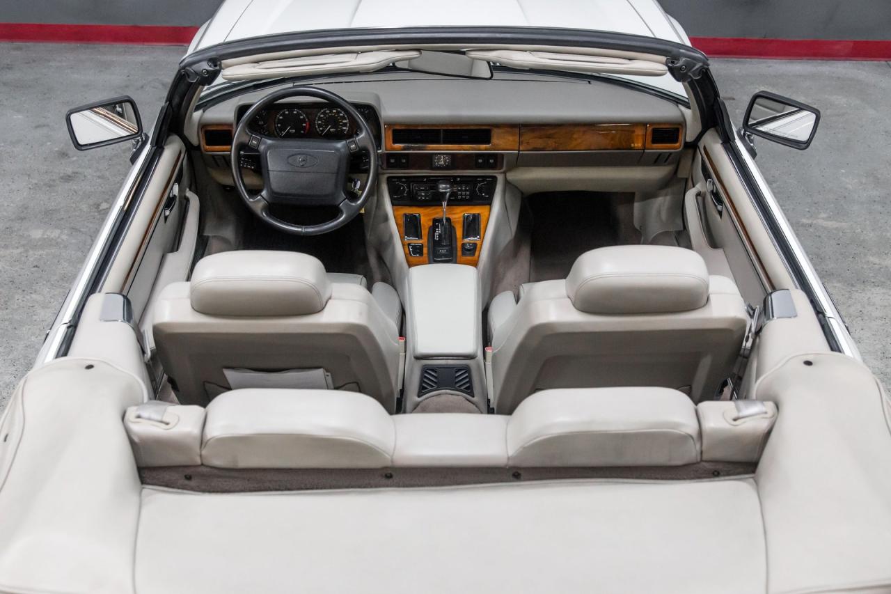 1995 Jaguar 33425 mile XJS CONVERTIBLE