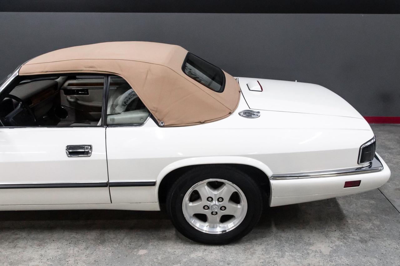 1995 Jaguar 33425 mile XJS CONVERTIBLE