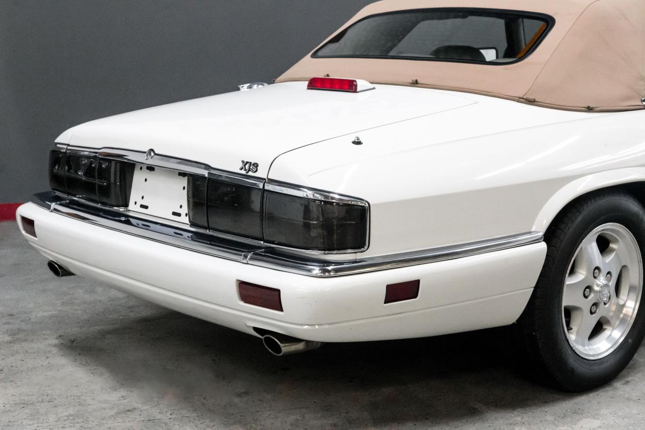 1995 Jaguar 33425 mile XJS CONVERTIBLE