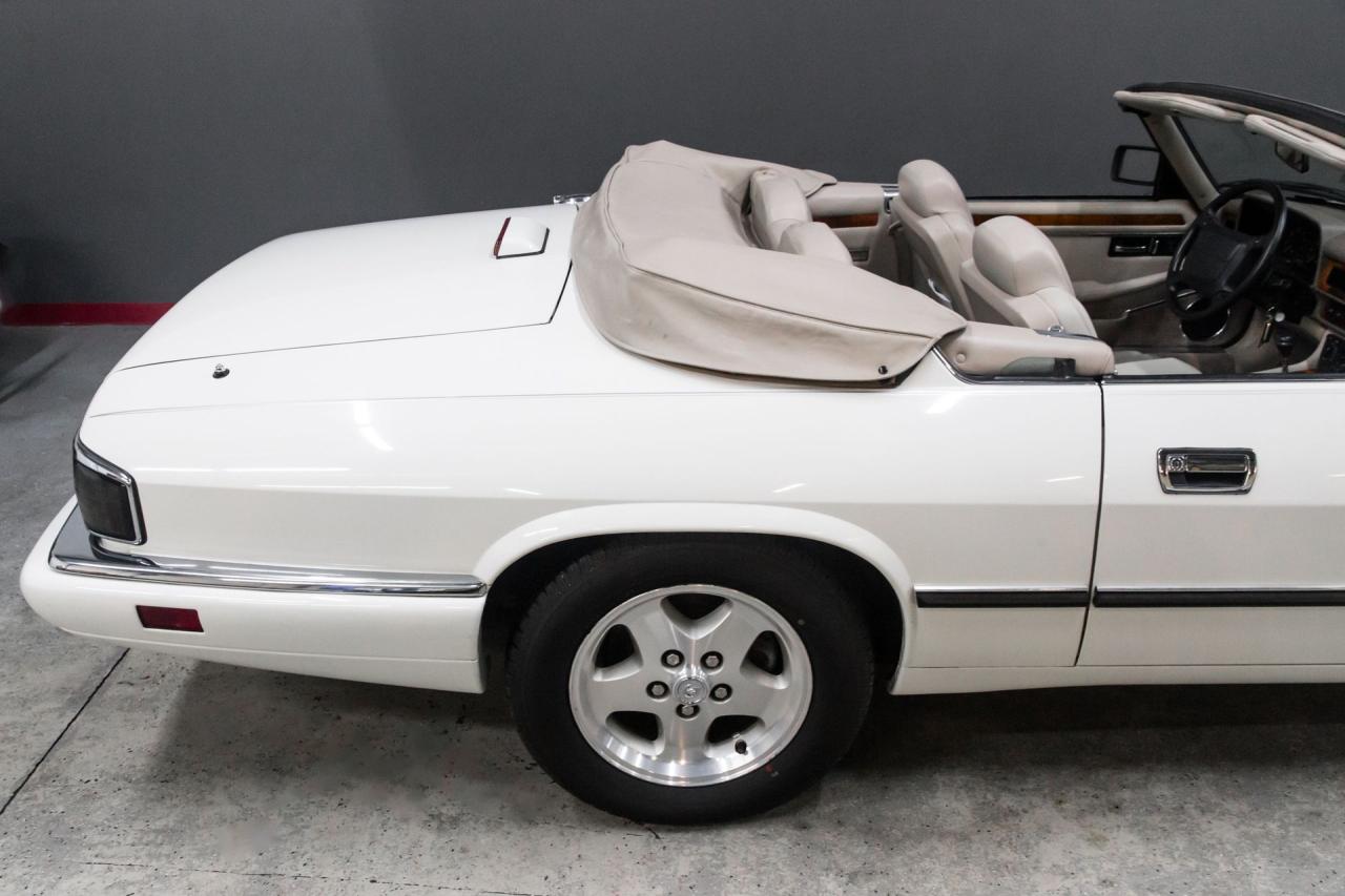 1995 Jaguar 33425 mile XJS CONVERTIBLE
