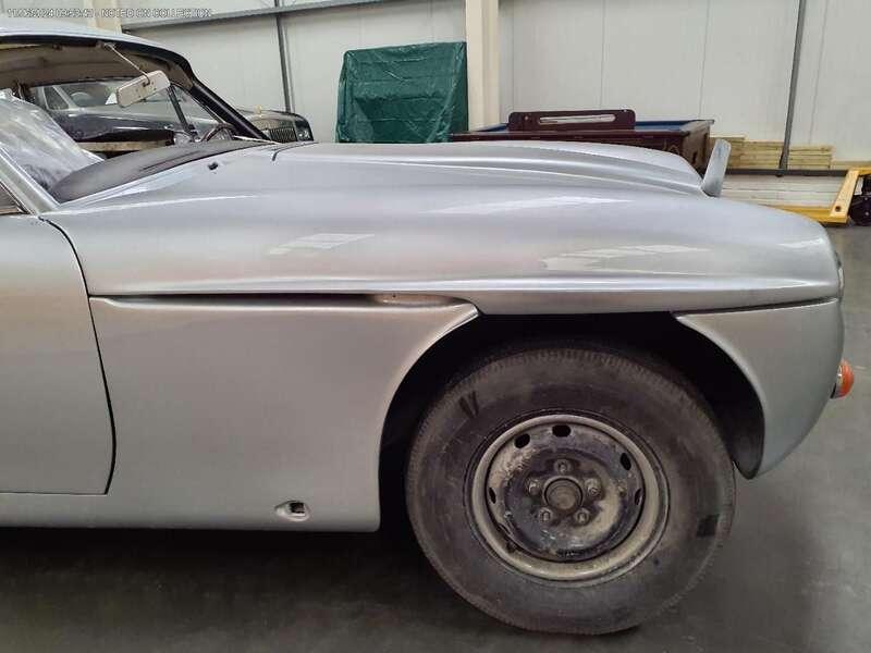 1966 Jensen CV8
