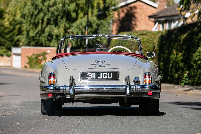 1960 Mercedes - Benz 190 SL