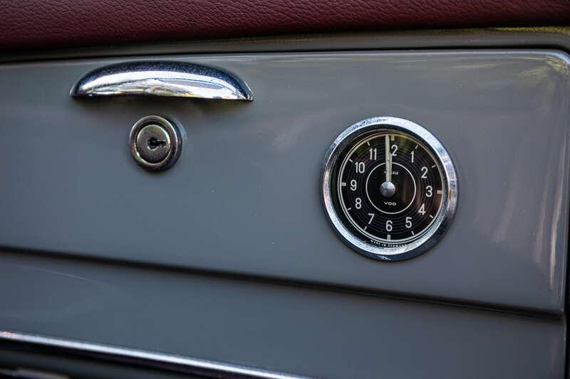 1960 Mercedes - Benz 190 SL