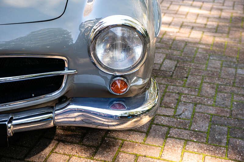 1960 Mercedes - Benz 190 SL