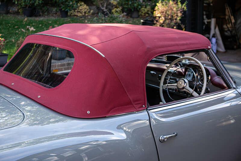 1960 Mercedes - Benz 190 SL