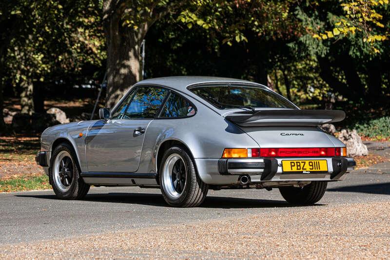 1989 Porsche 911 3.2 CARRERA SPORT COUP&Eacute;