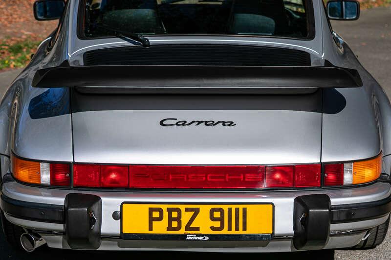 1989 Porsche 911 3.2 CARRERA SPORT COUP&Eacute;
