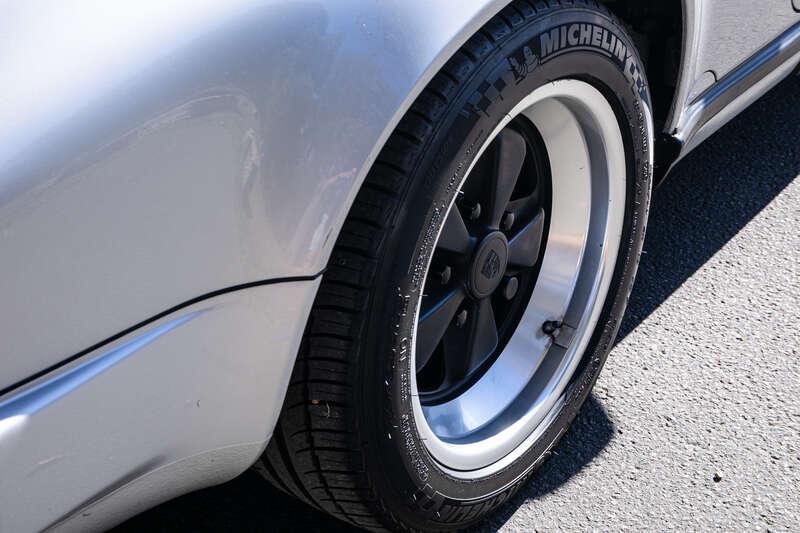 1989 Porsche 911 3.2 CARRERA SPORT COUP&Eacute;