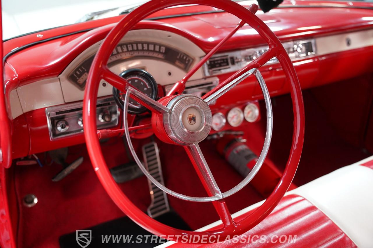 1957 Ford Fairlane 500 Club Victoria