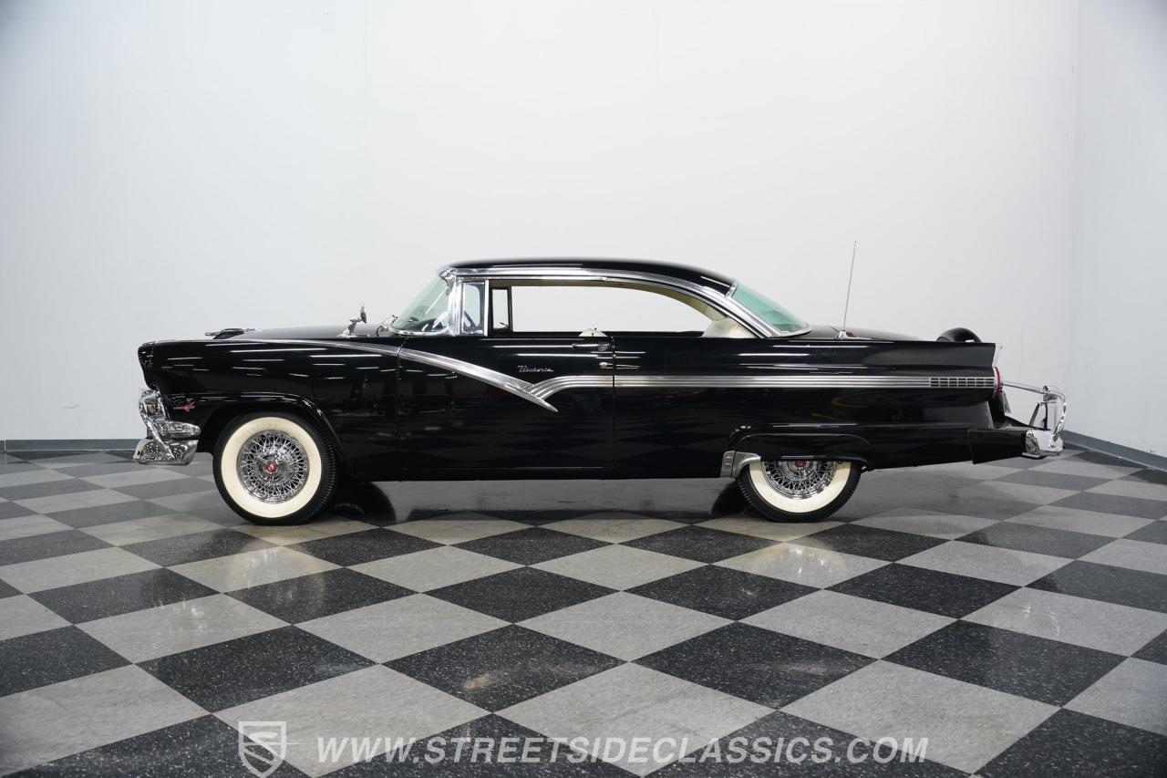 1956 Ford Victoria