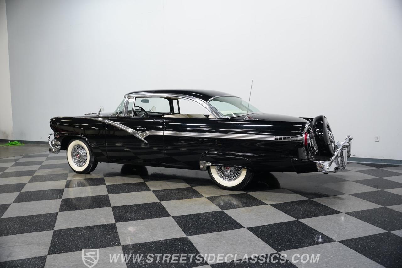 1956 Ford Victoria