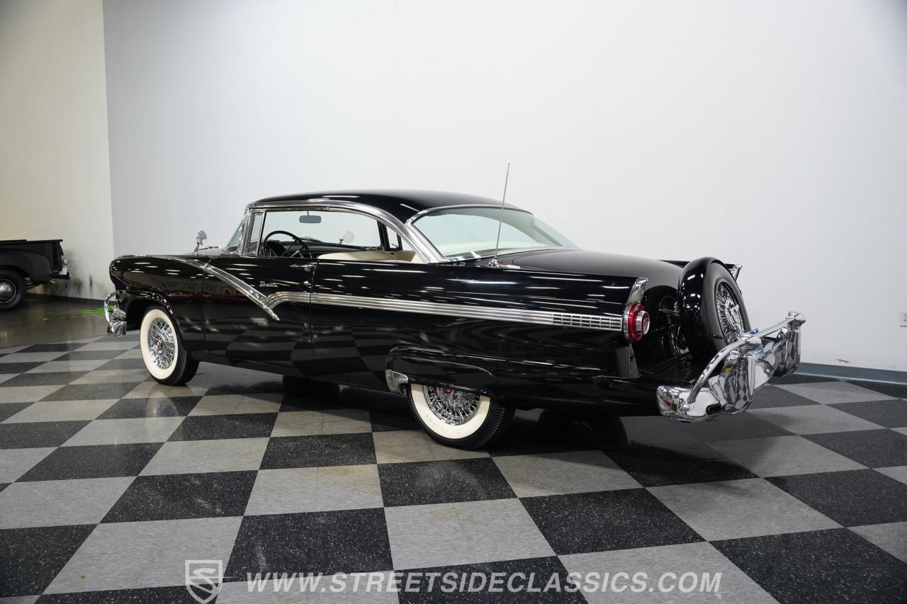 1956 Ford Victoria
