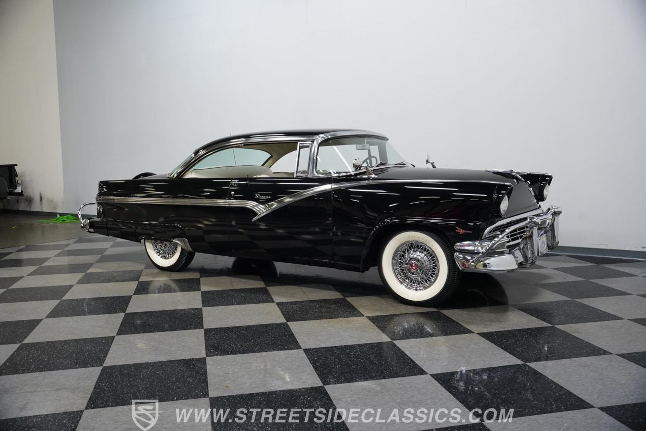 1956 Ford Victoria