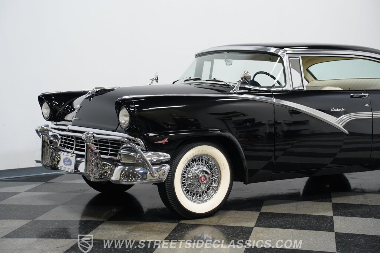 1956 Ford Victoria