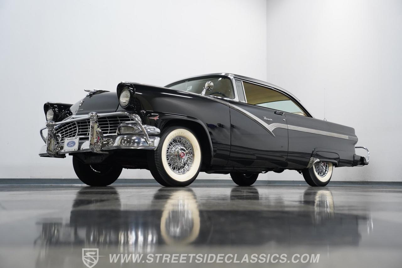 1956 Ford Victoria