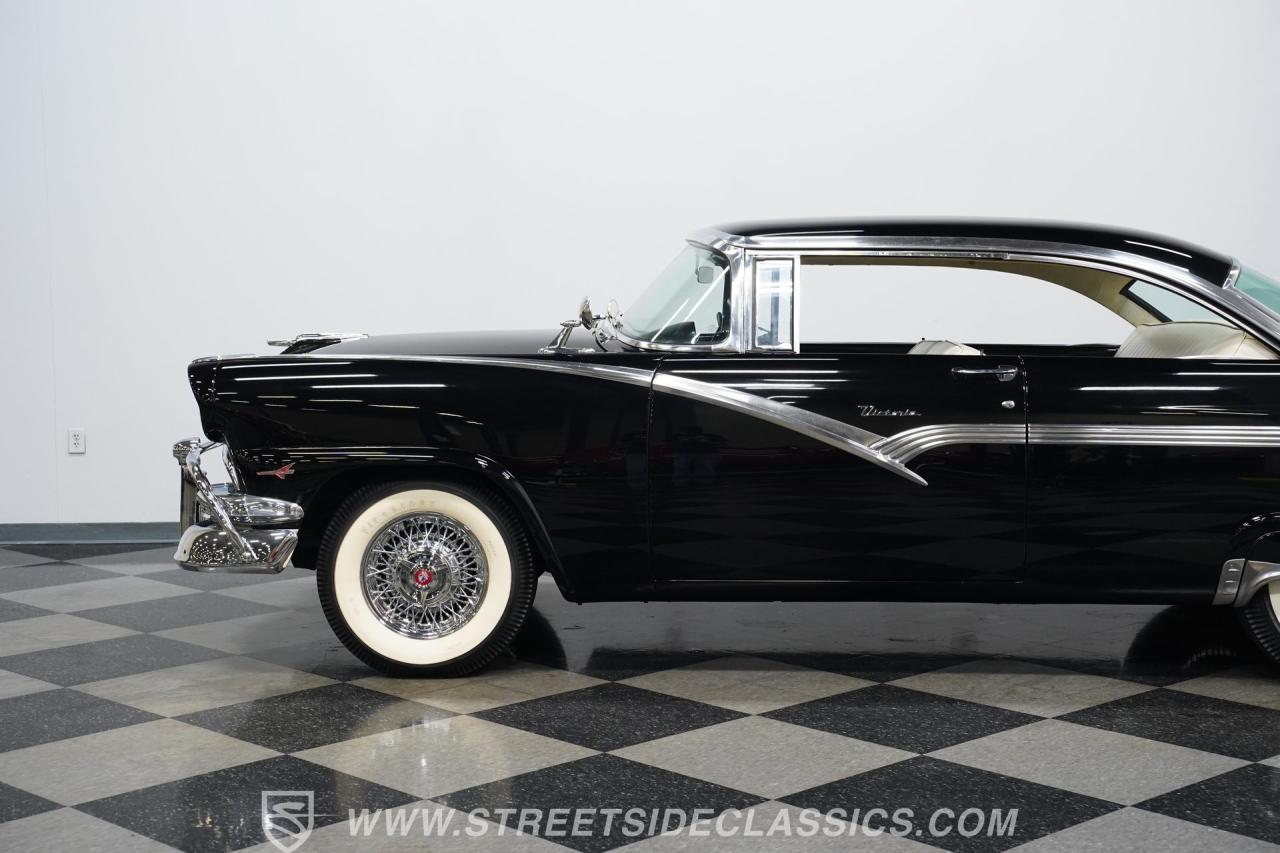 1956 Ford Victoria