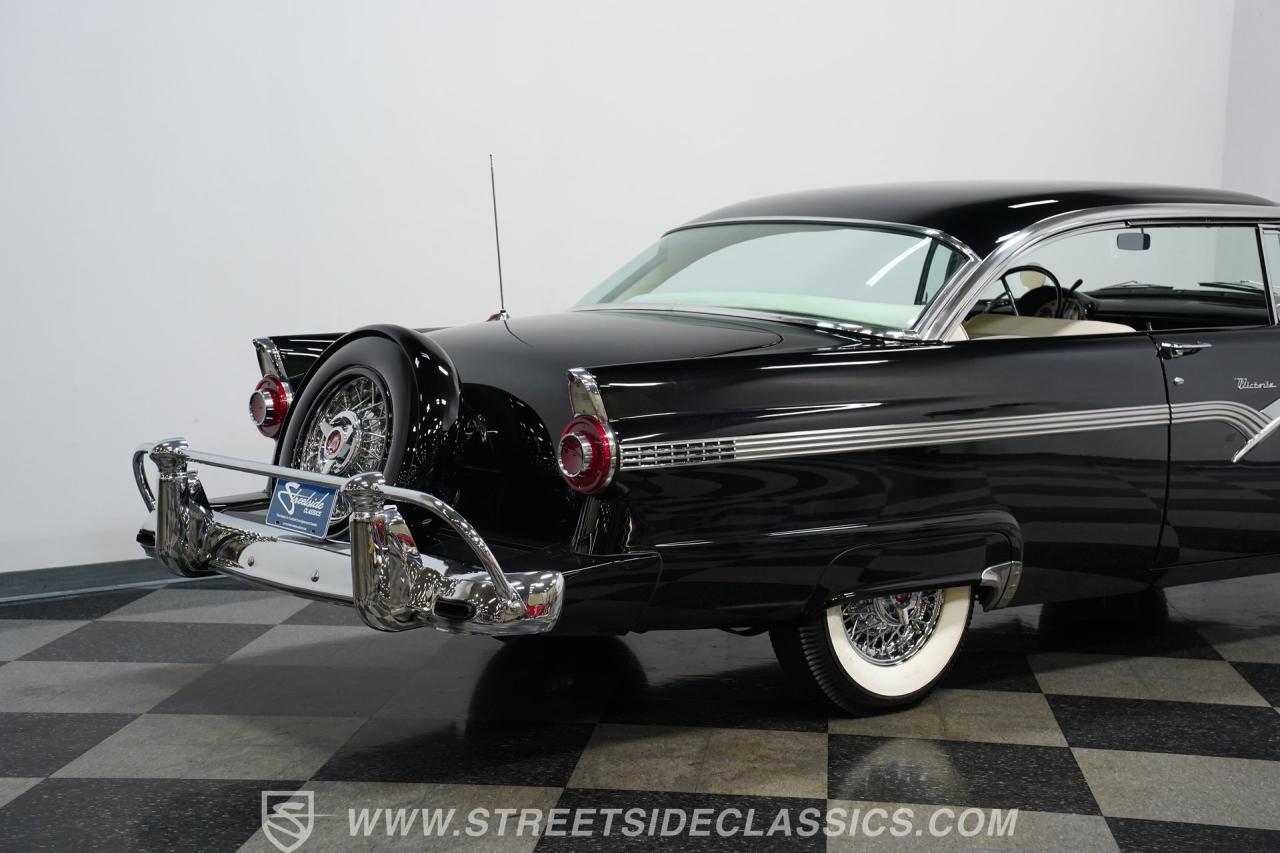 1956 Ford Victoria