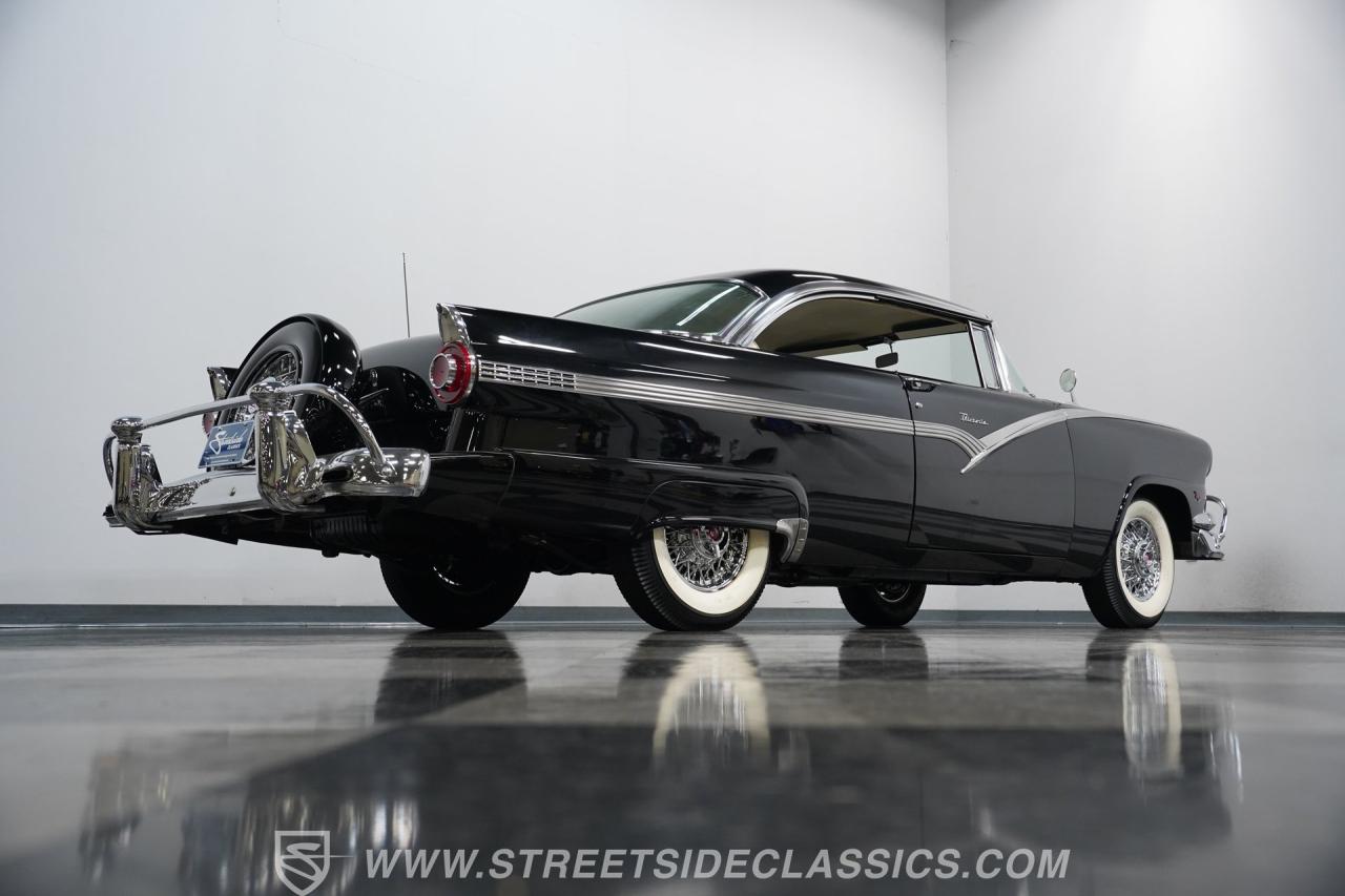 1956 Ford Victoria