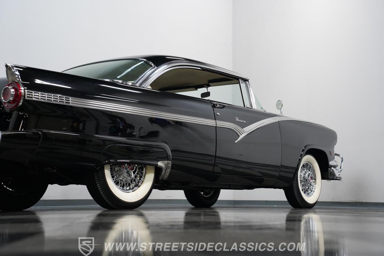 1956 Ford Victoria