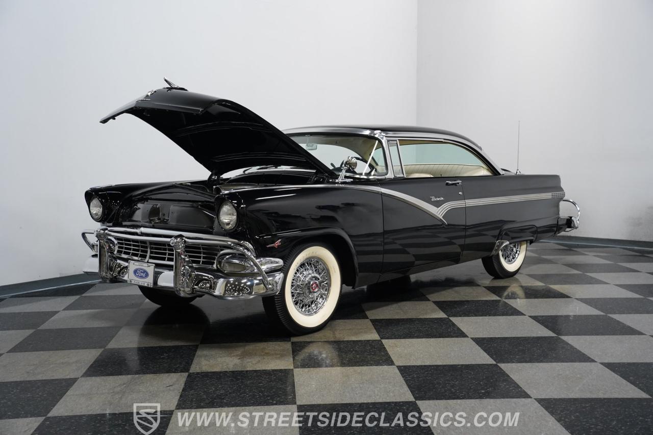 1956 Ford Victoria