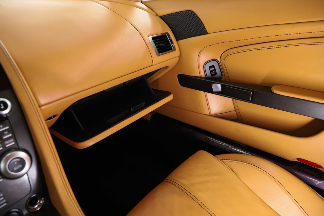 2009 Aston Martin Vantage