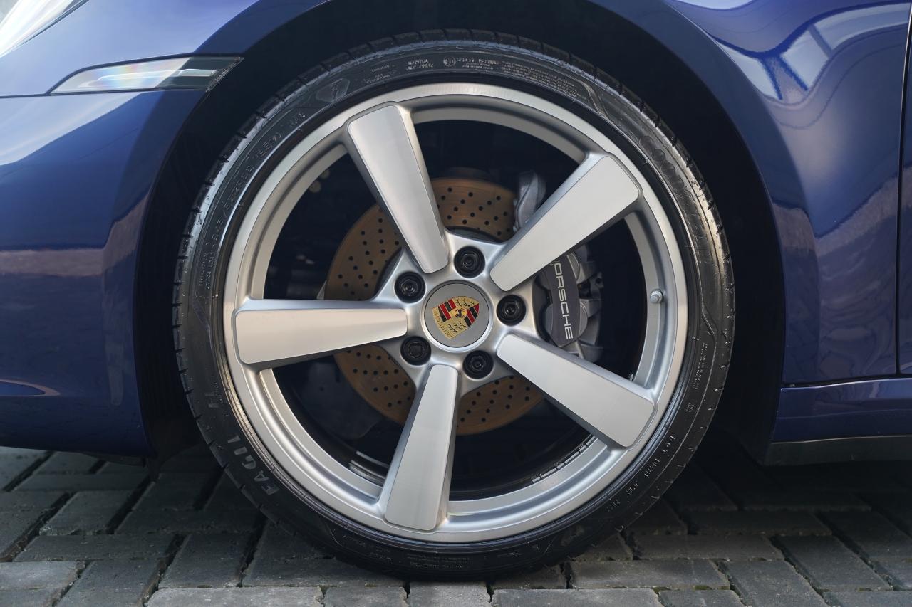 2022 Porsche 911