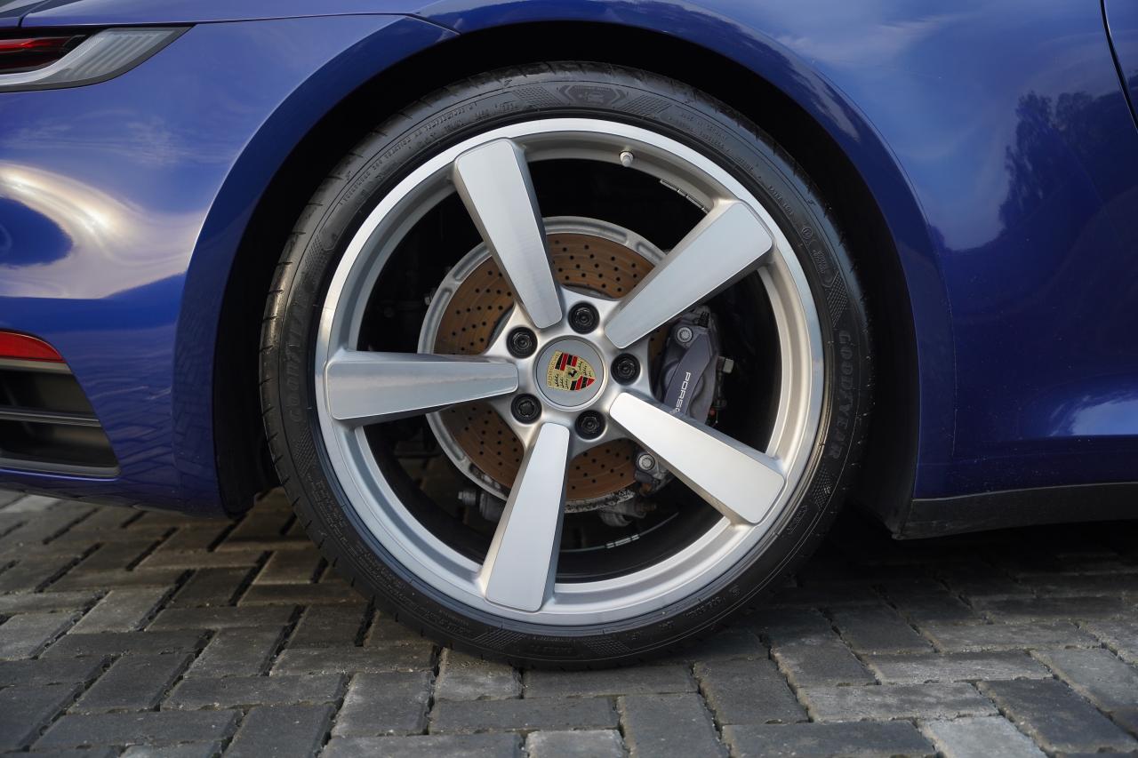 2022 Porsche 911