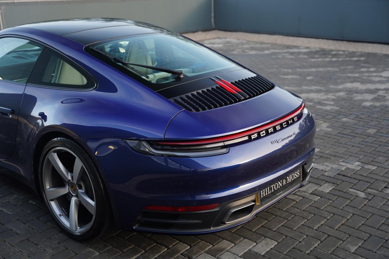 2022 Porsche 911