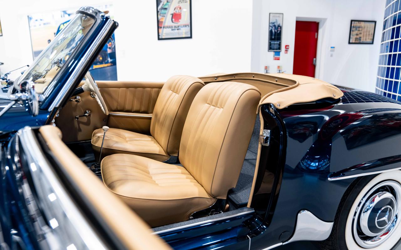1962 Mercedes - Benz 190 SL