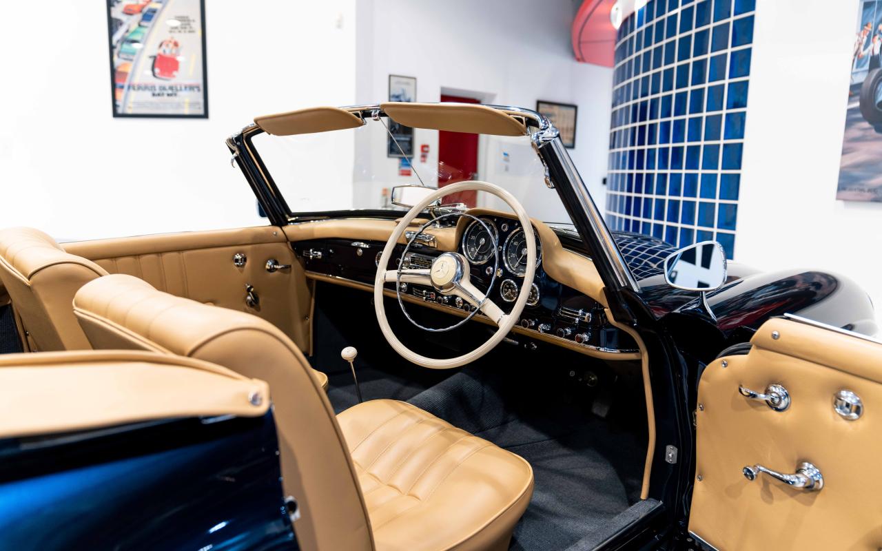 1962 Mercedes - Benz 190 SL
