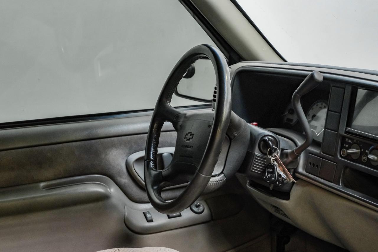 1995 Chevrolet Tahoe Z71 4X4 Restomod