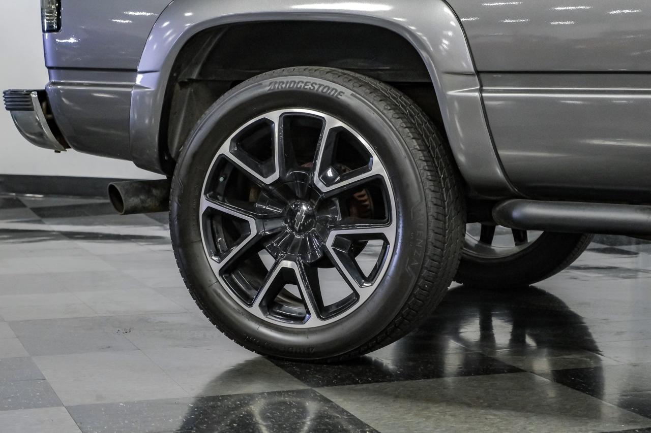 1995 Chevrolet Tahoe Z71 4X4 Restomod