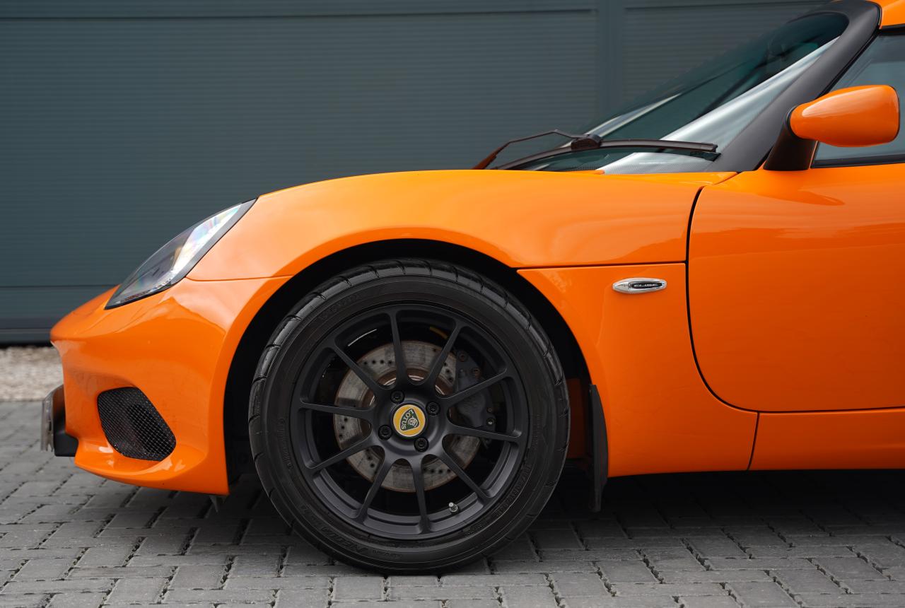 2018 Lotus Elise