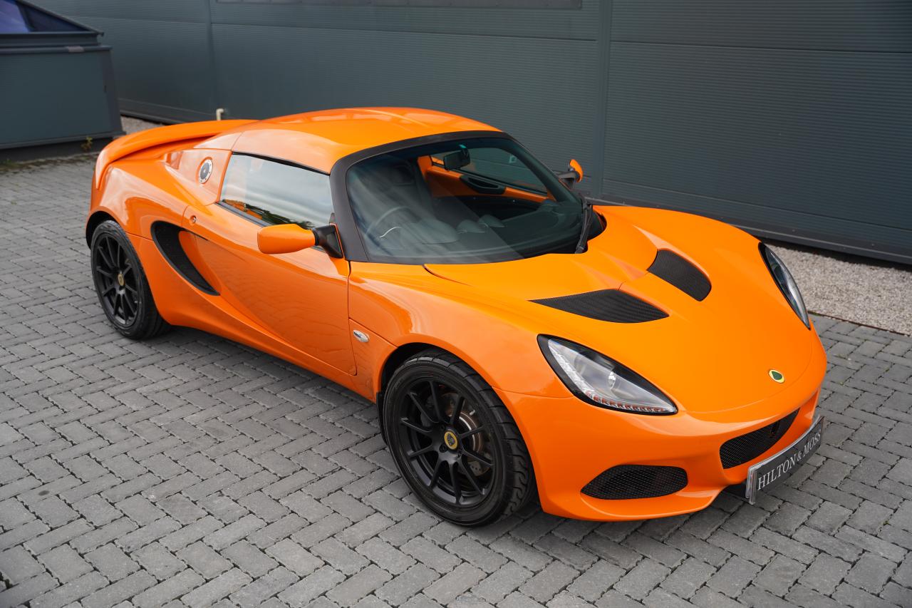 2018 Lotus Elise