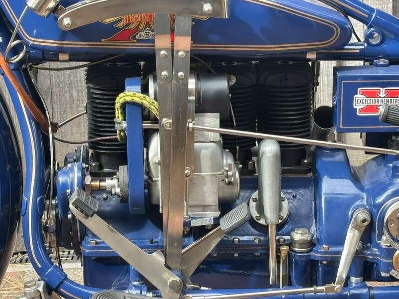 1928 HENDERSON DE LUXE FOUR