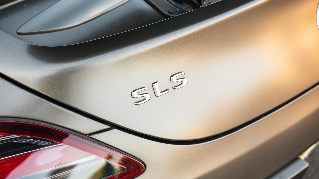 2011 Mercedes - Benz SLS AMG Coupe
