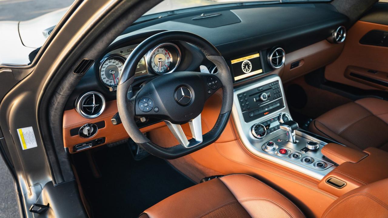 2011 Mercedes - Benz SLS AMG Coupe