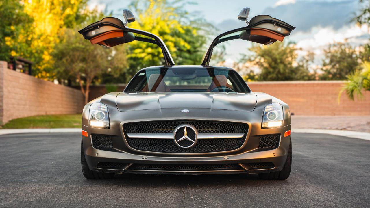 2011 Mercedes - Benz SLS AMG Coupe