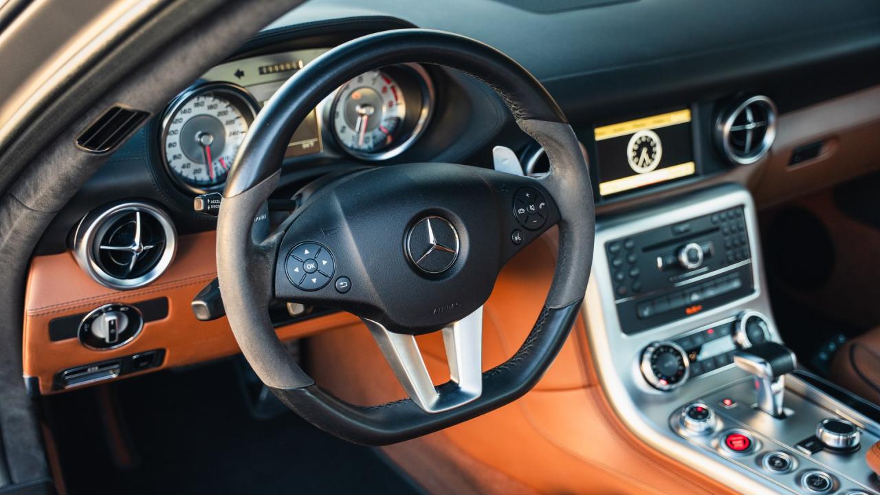 2011 Mercedes - Benz SLS AMG Coupe